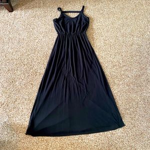 Black maxi dress size medium